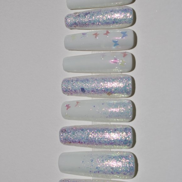 White Holographic Butterfly Press On Nail Set - 20pc - Picture 3 of 3